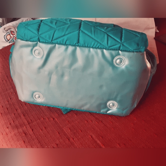 24HR SALE...EUC Lug Tracker XL Overnight Tote - Picture 9 of 16